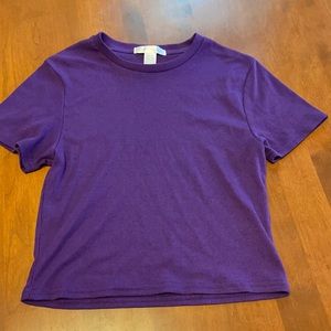 Cute crew neck cropped purple shirt, size L, EUC